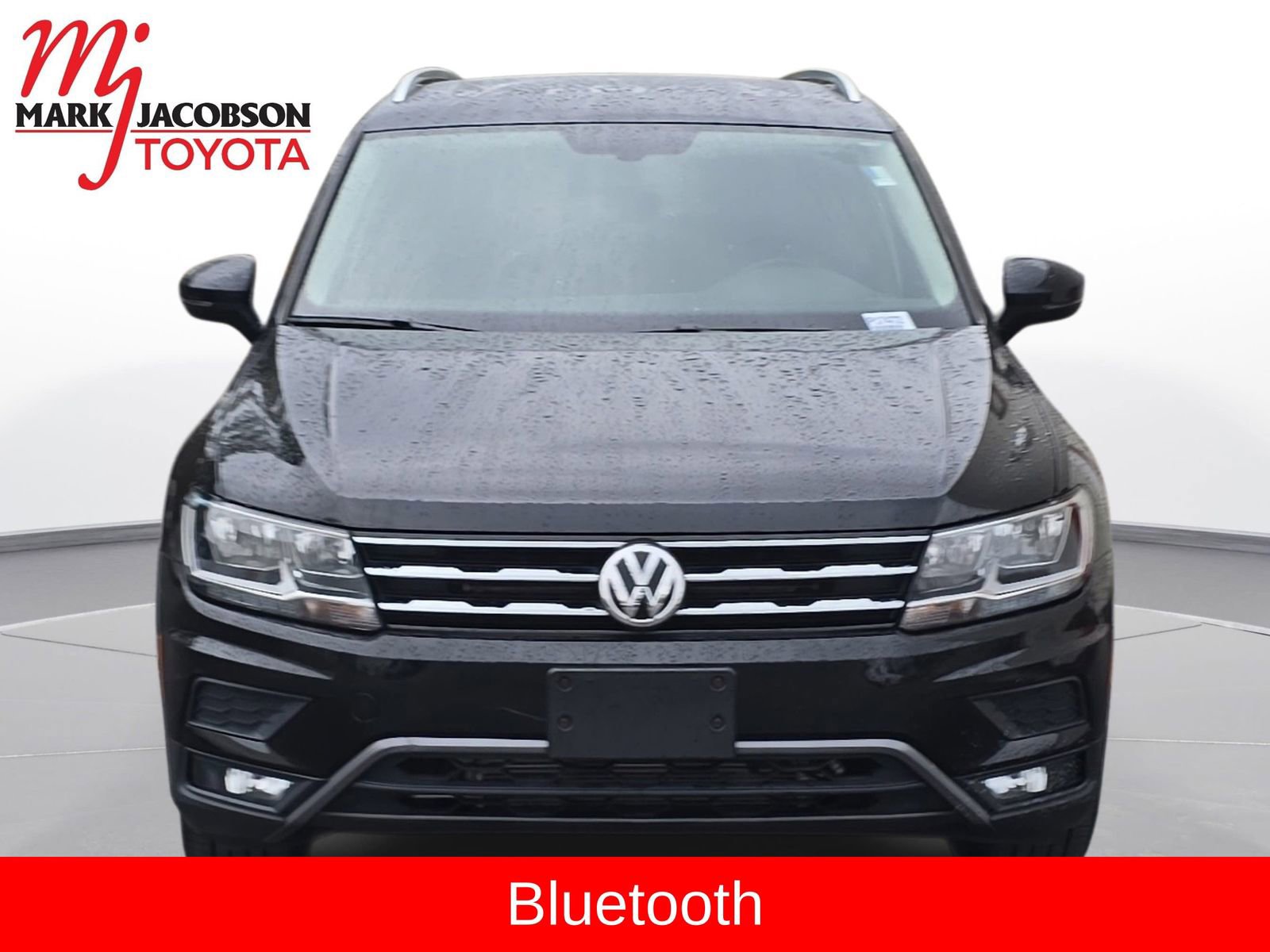 Used 2018 Volkswagen Tiguan SEL image 2