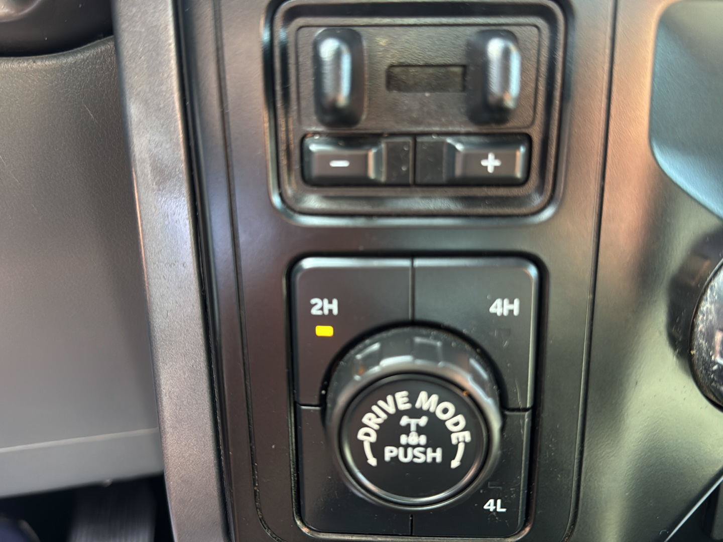 Used 2024 Ford F150 XLT w/ Tow/Haul Package AWD/4WD image 32