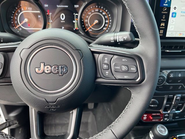 New 2026 Jeep Gladiator Rubicon AWD/4WD image 32