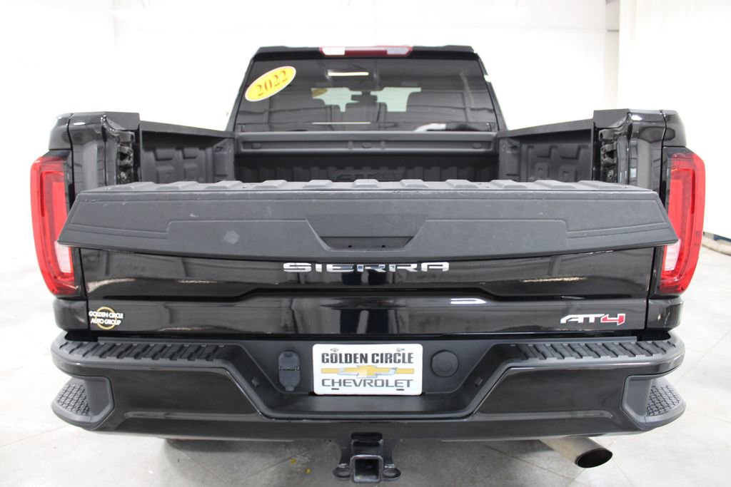 Used 2022 GMC Sierra 2500 AT4 image 16