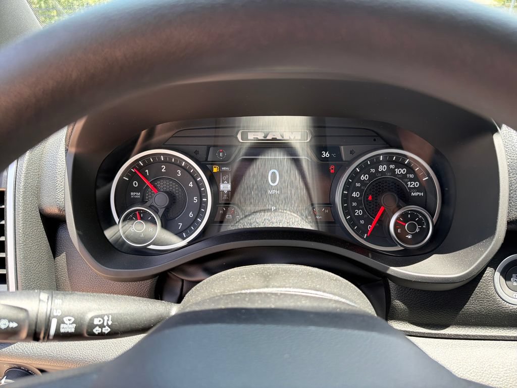 New 2026 RAM 1500 Express AWD/4WD image 24