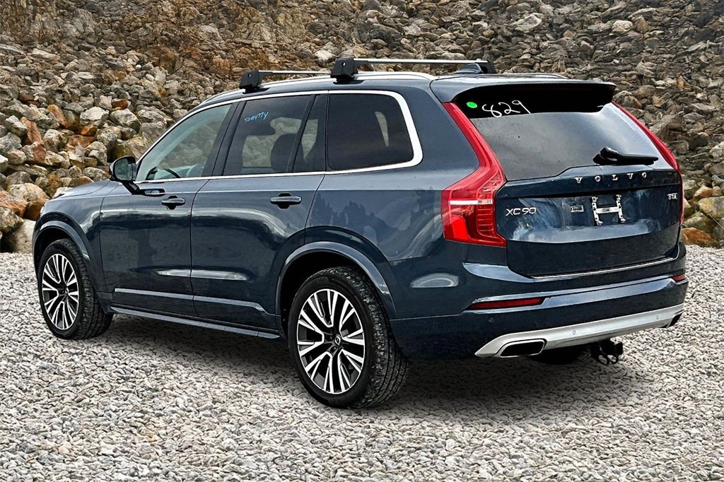 Used 2021 Volvo XC90 T5 Momentum w/ Protection Package Premier image 10