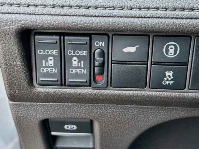 Certified 2023 Honda Odyssey EX-L image 13