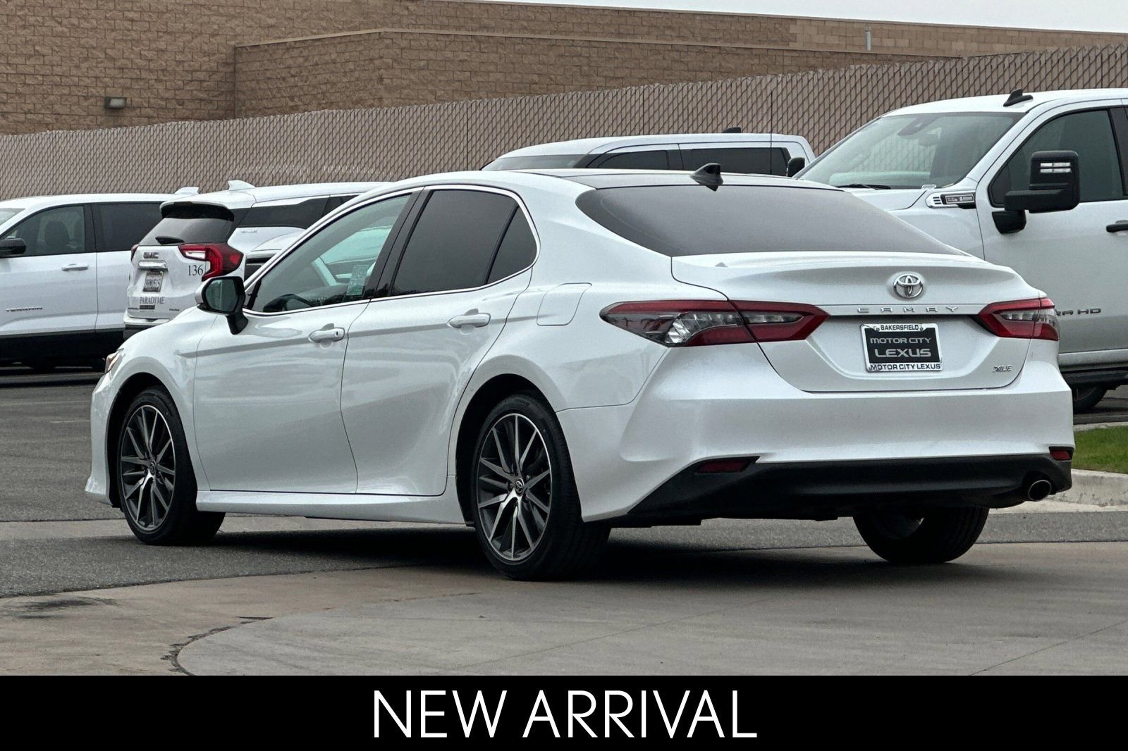 Used 2023 Toyota Camry XLE image 6