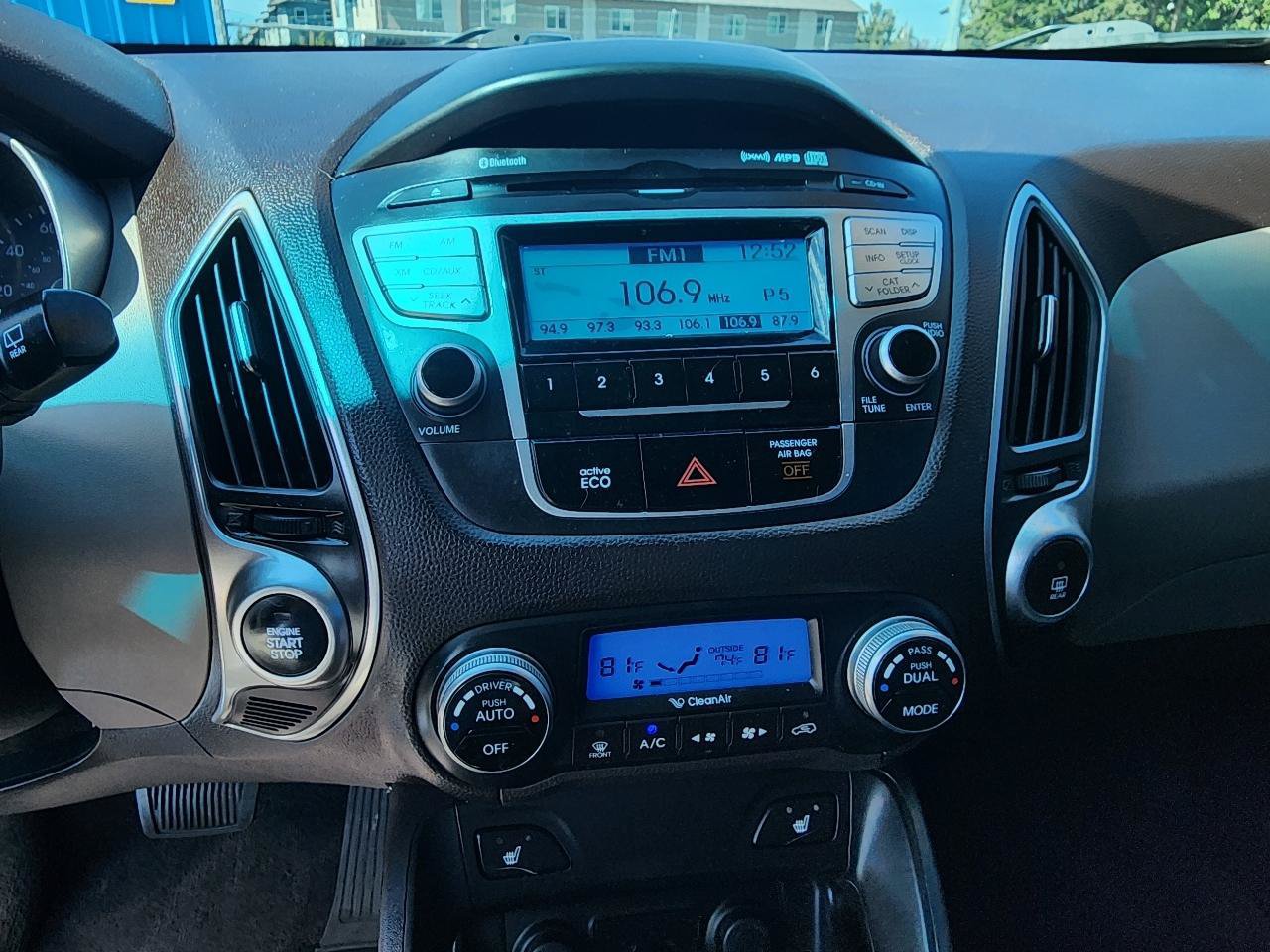 Used 2013 Hyundai Tucson Limited AWD/4WD image 18