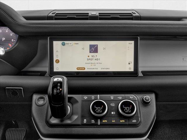 New 2025 Land Rover Defender 110 S image 7