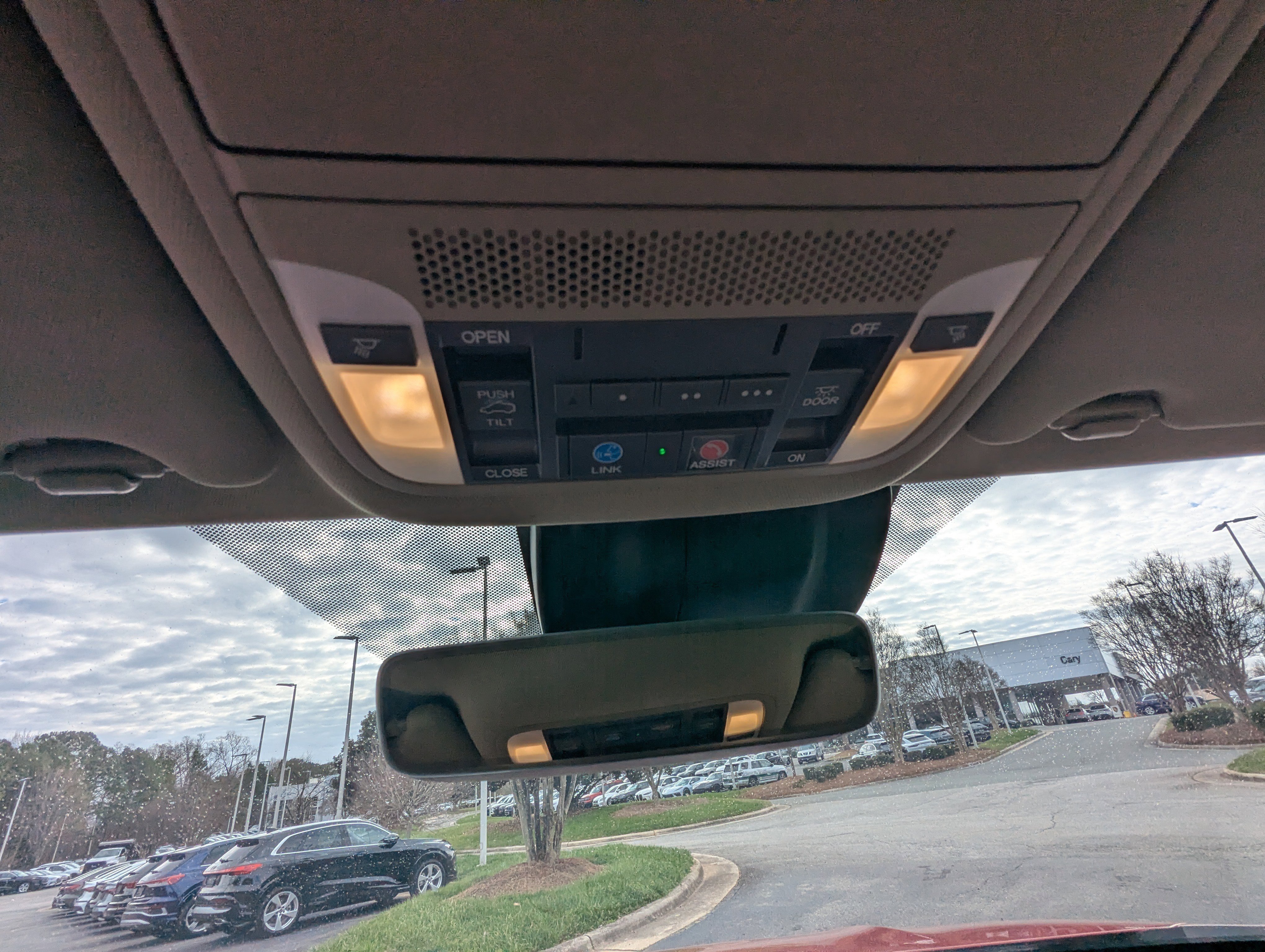 Used 2020 Acura MDX w/Technology Pkg image 27