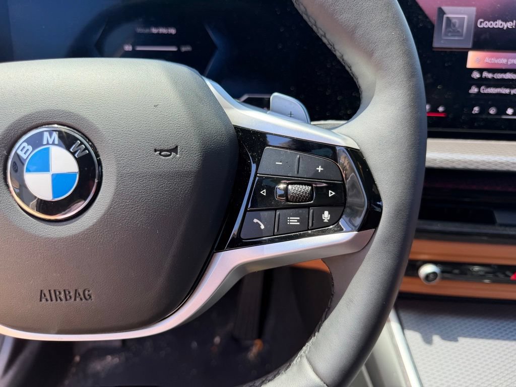 Used 2025 BMW 330i xDrive Sedan w/ M Sport Package AWD/4WD image 29