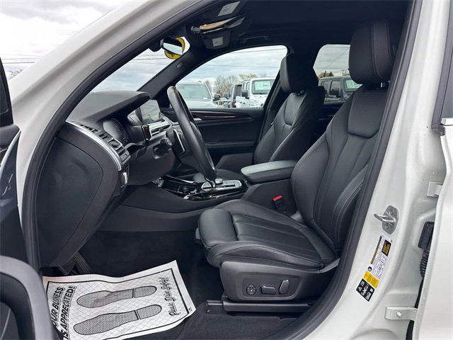Used 2024 BMW X3 xDrive30i w/ Convenience Package image 9