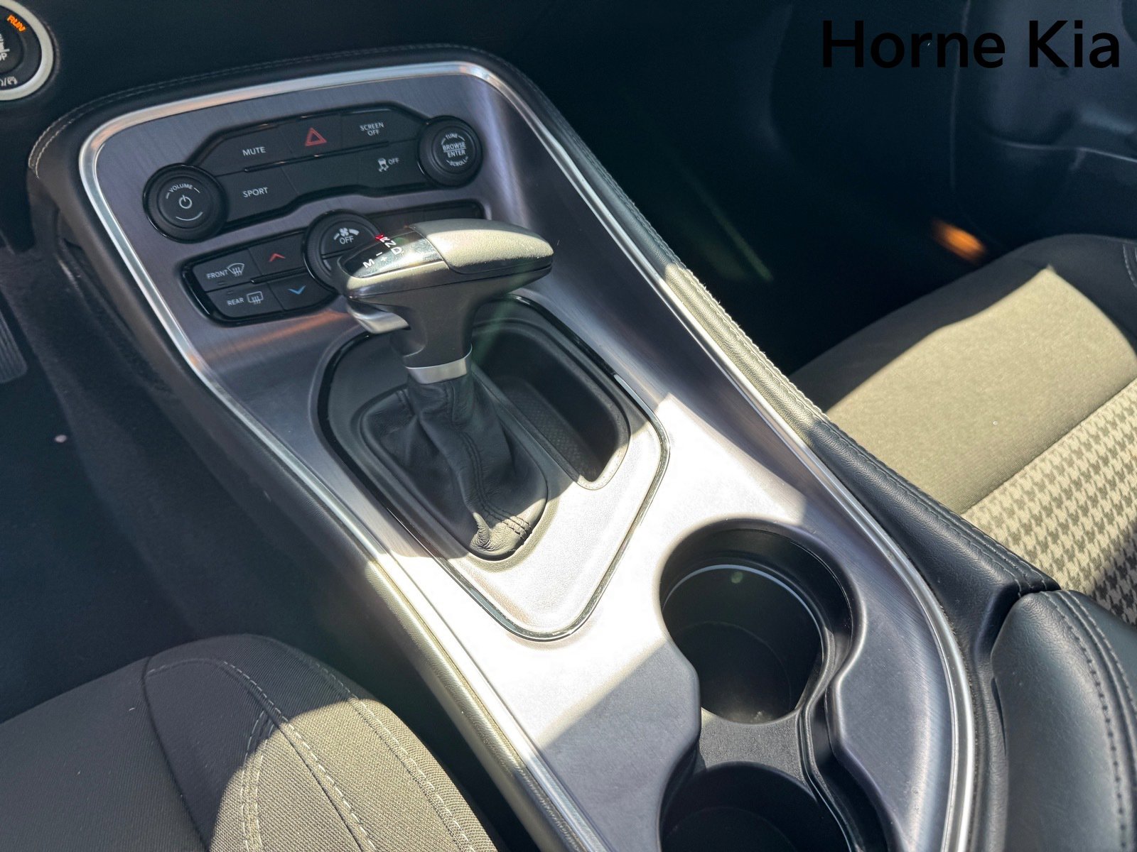 Used 2017 Dodge Challenger SXT w/ Blacktop Package image 21