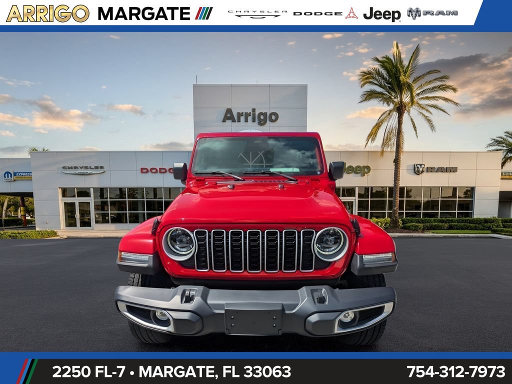 Used 2025 Jeep Wrangler Unlimited Sahara AWD/4WD image 3