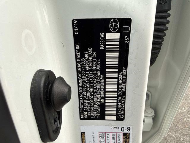 Used 2019 Toyota C-HR LE image 29