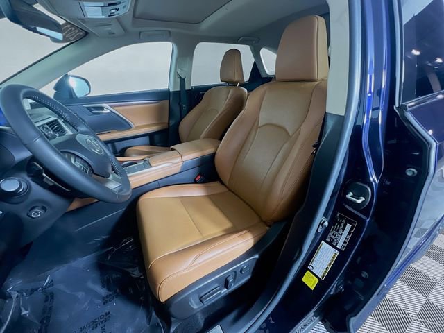 Used 2022 Lexus RX 350L Premium w/ Premium Package image 10