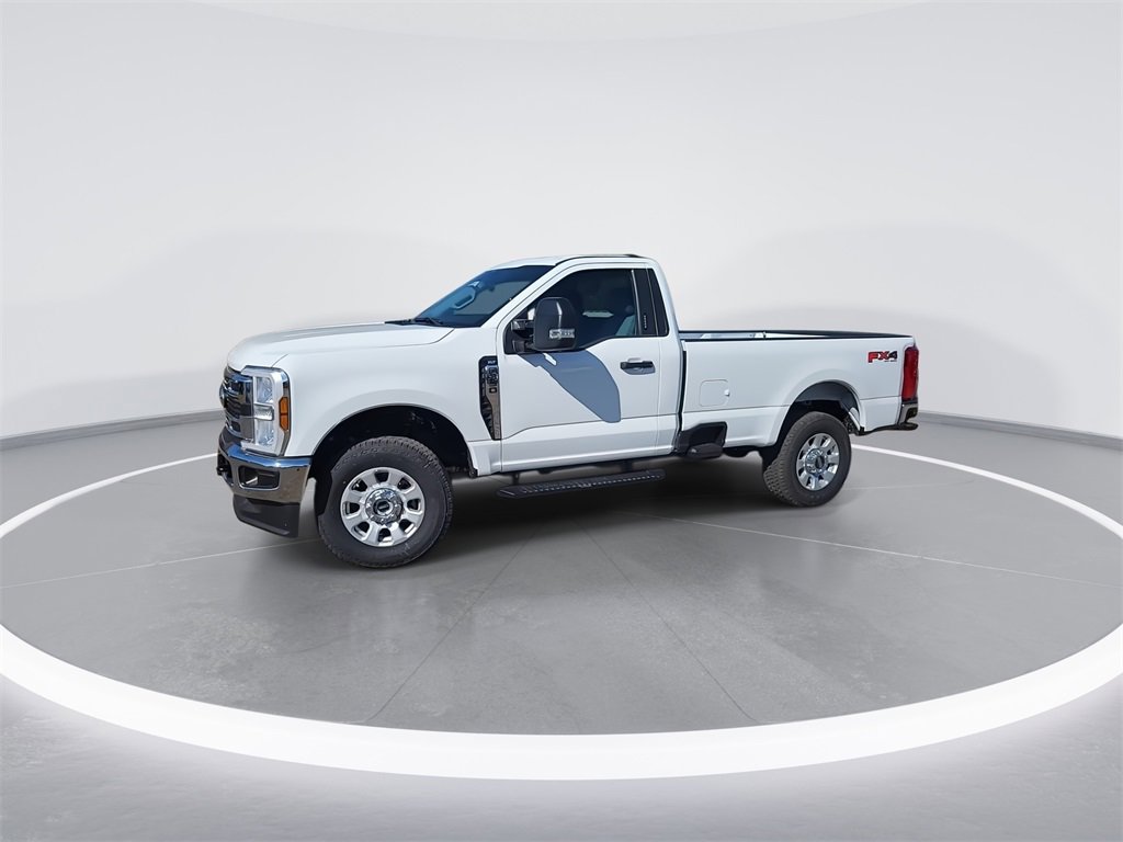 Used 2024 Ford F350 XLT w/ FX4 Off-Road Package image 4