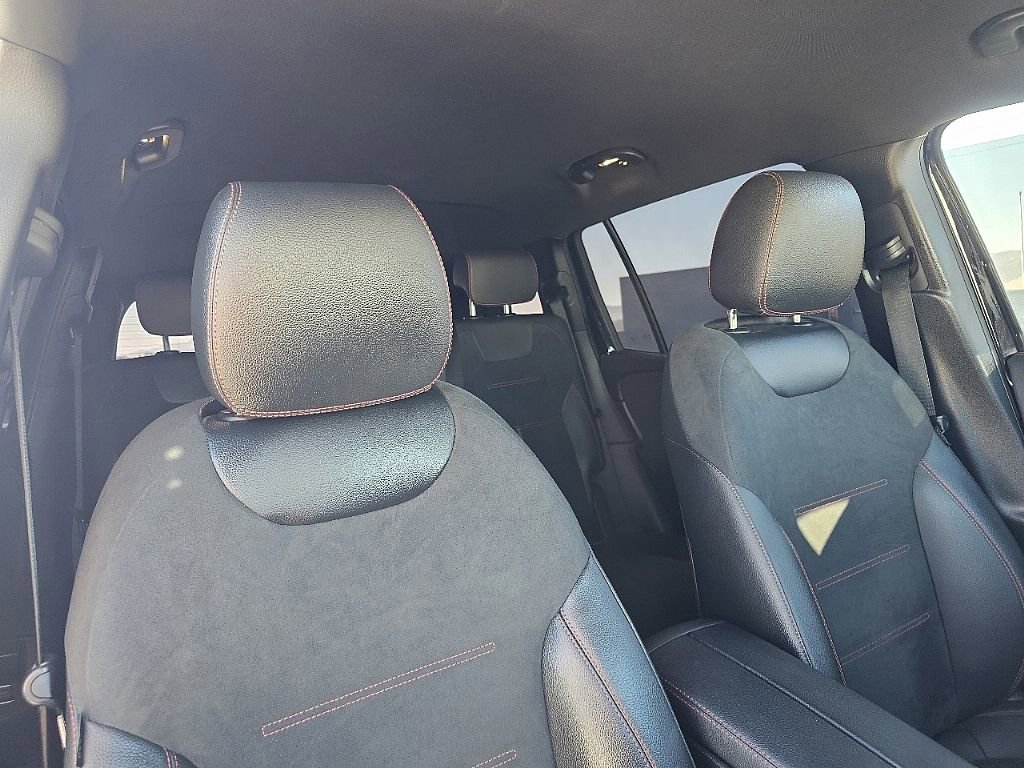 Used 2023 Mercedes-Benz EQB 300 4MATIC image 20