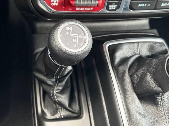New 2026 Jeep Wrangler Unlimited Rubicon AWD/4WD image 24