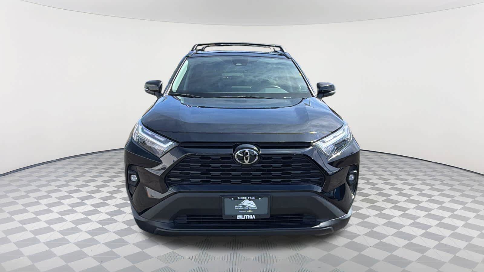 Used 2023 Toyota RAV4 XLE Premium FWD image 2