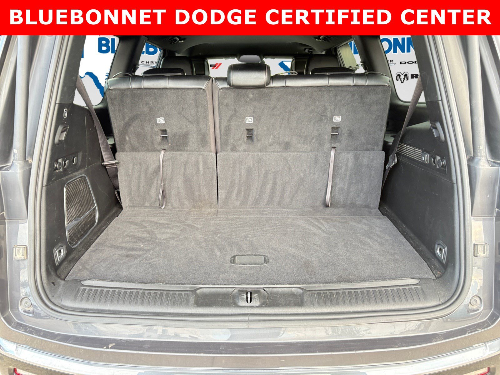 Used 2024 Jeep Wagoneer Series II w/ Flexible Seating Group RWD image 22