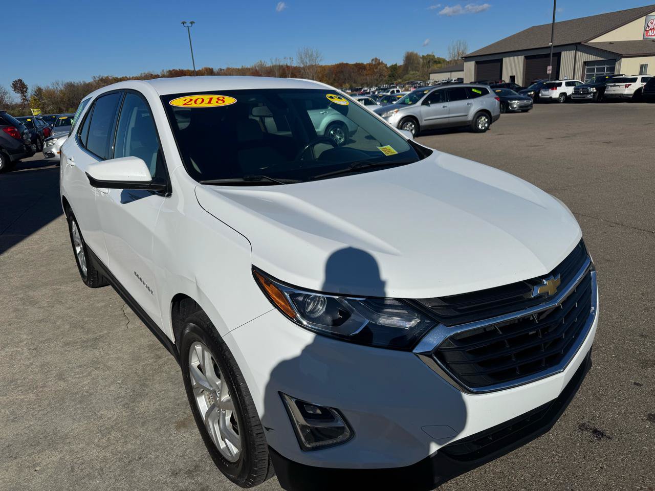 Used 2018 Chevrolet Equinox LT AWD/4WD image 3