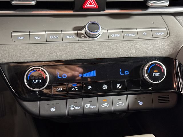 Used 2023 Hyundai Elantra SEL w/ Convenience Package FWD image 35