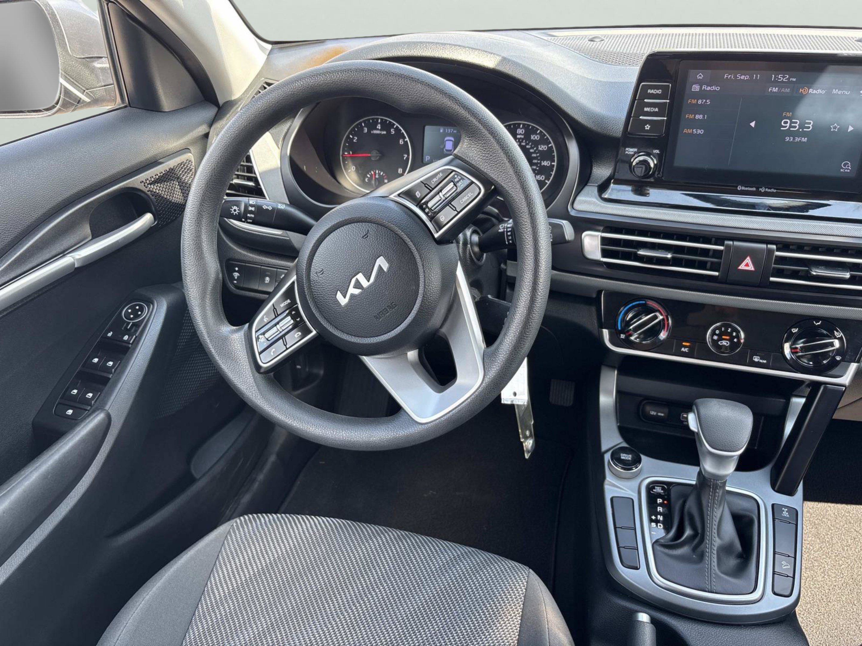 Used 2023 Kia Seltos LX AWD/4WD image 13