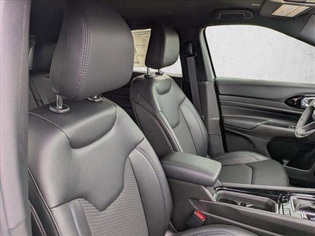 New 2026 Jeep Compass Latitude image 17