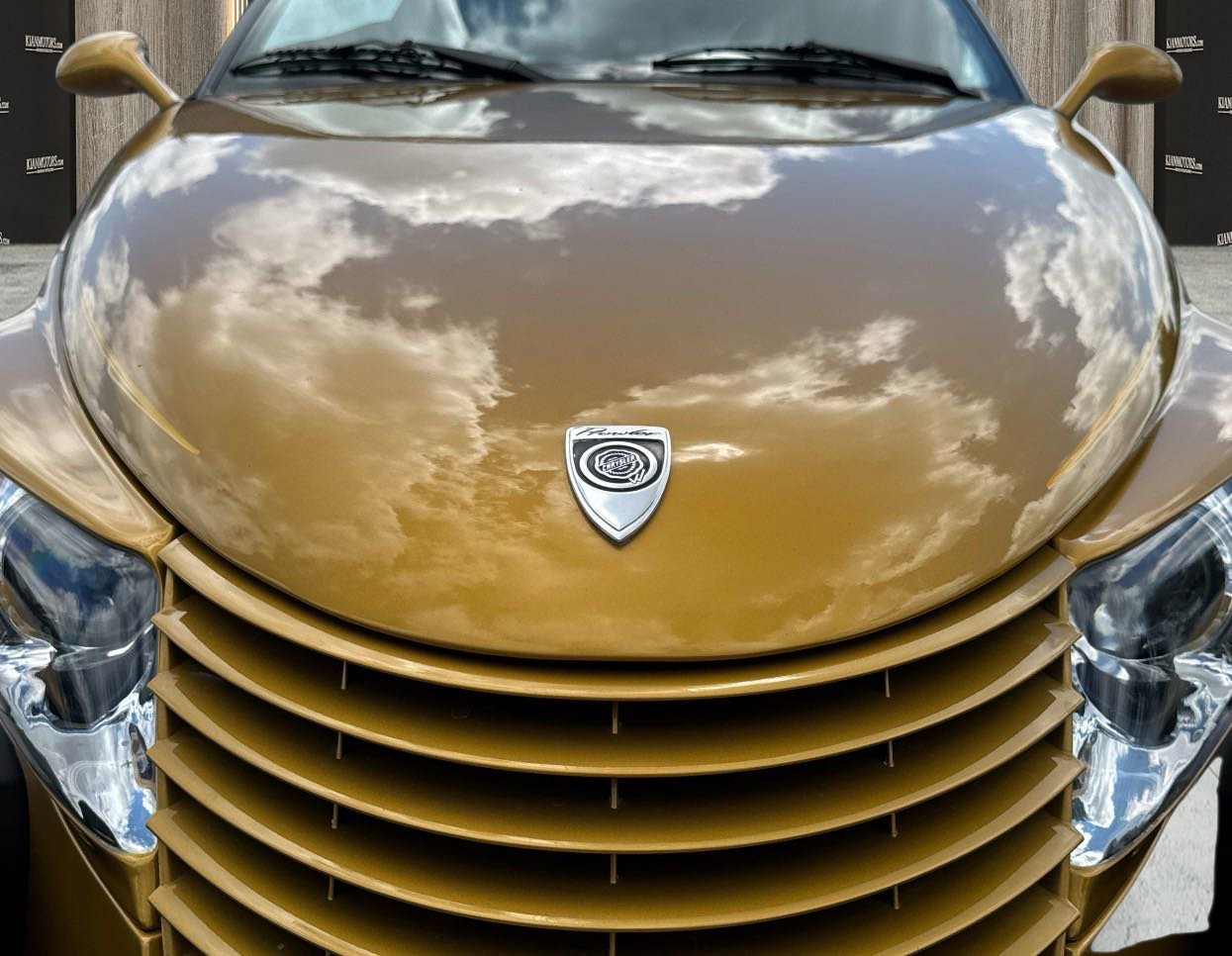 Used 2002 Chrysler Prowler RWD image 3