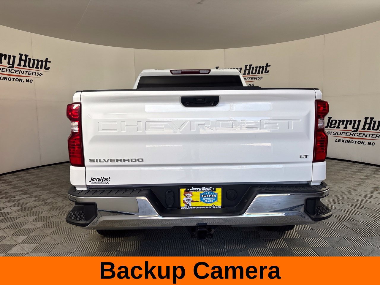 Used 2024 Chevrolet Silverado 1500 LT AWD/4WD image 7