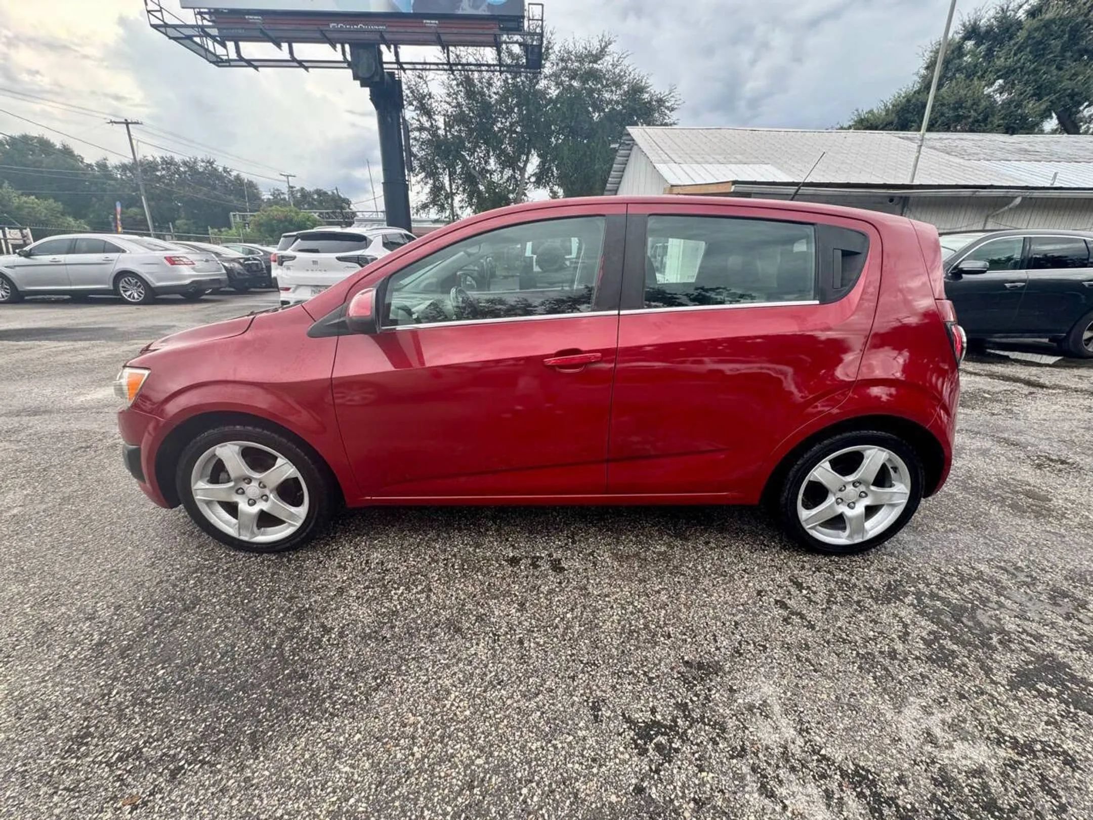 Used 2014 Chevrolet Sonic LTZ FWD image 14