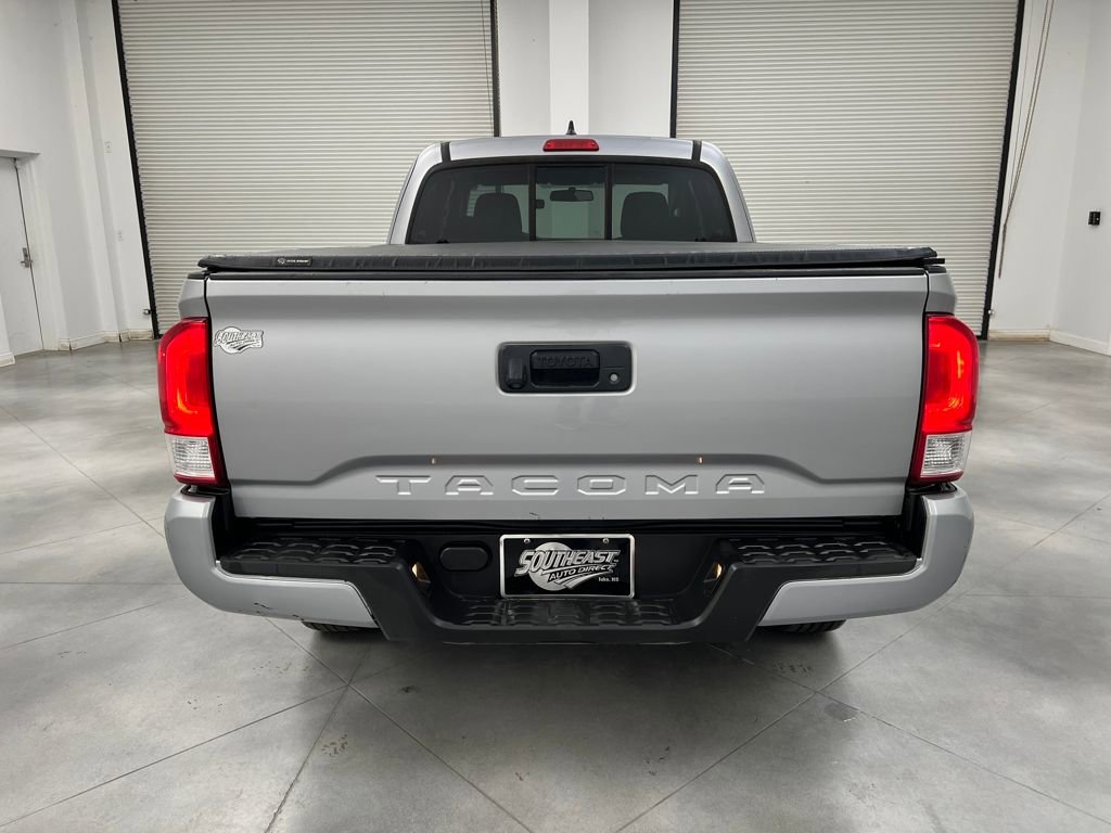 Used 2016 Toyota Tacoma SR image 6