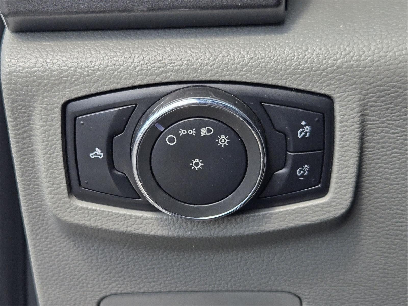 Used 2017 Ford F250 XLT AWD/4WD image 21