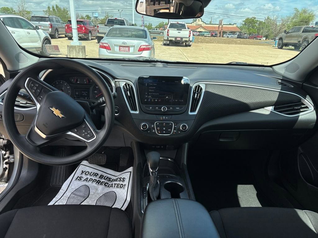 Used 2024 Chevrolet Malibu LT image 13