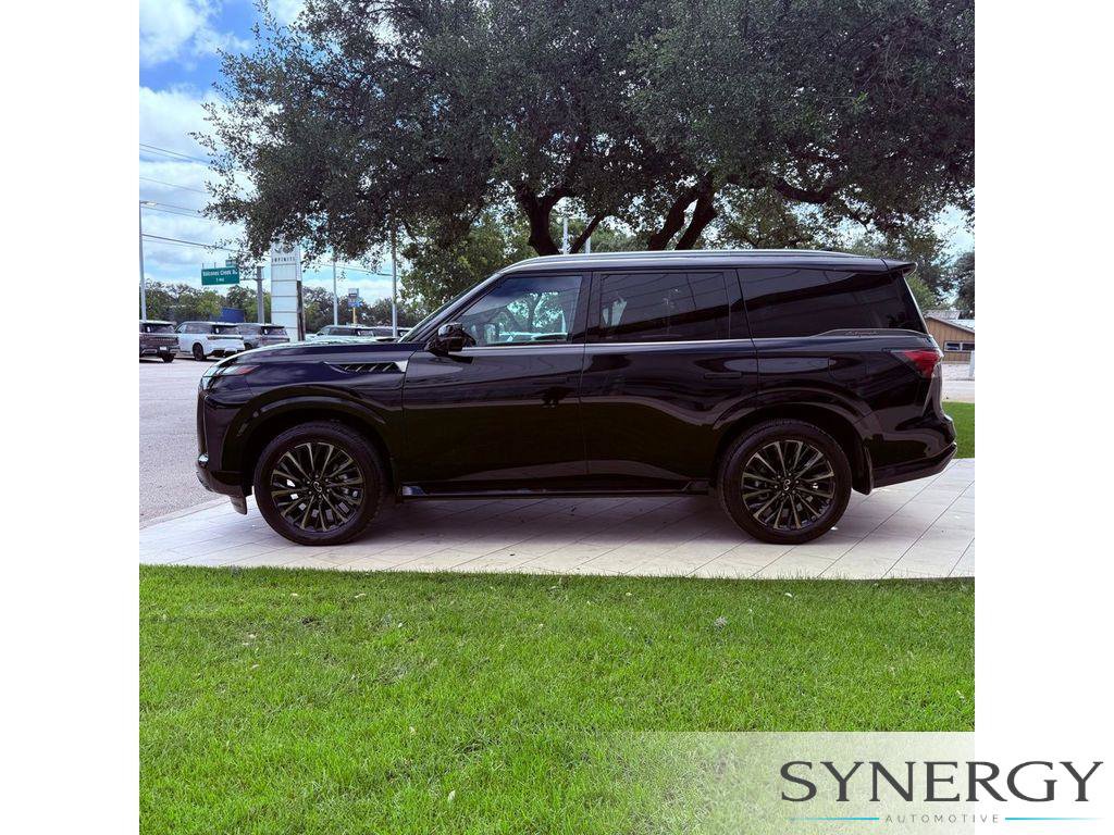 Certified 2026 INFINITI QX80 Autograph w/ Premium Cargo Package AWD/4WD image 9