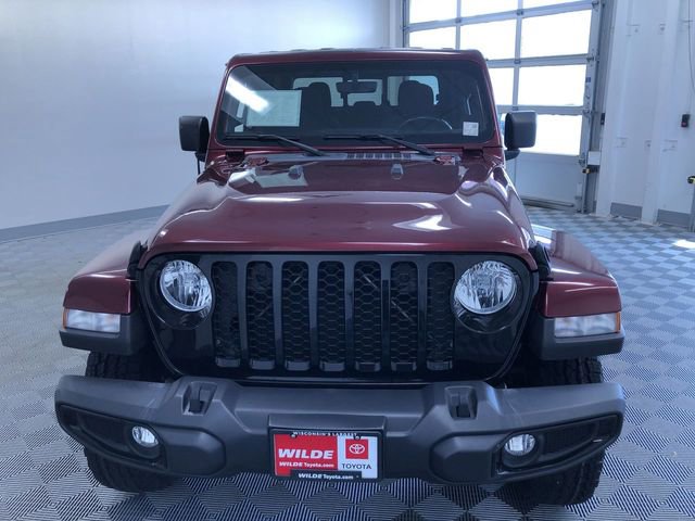 Used 2021 Jeep Gladiator Willys AWD/4WD image 9