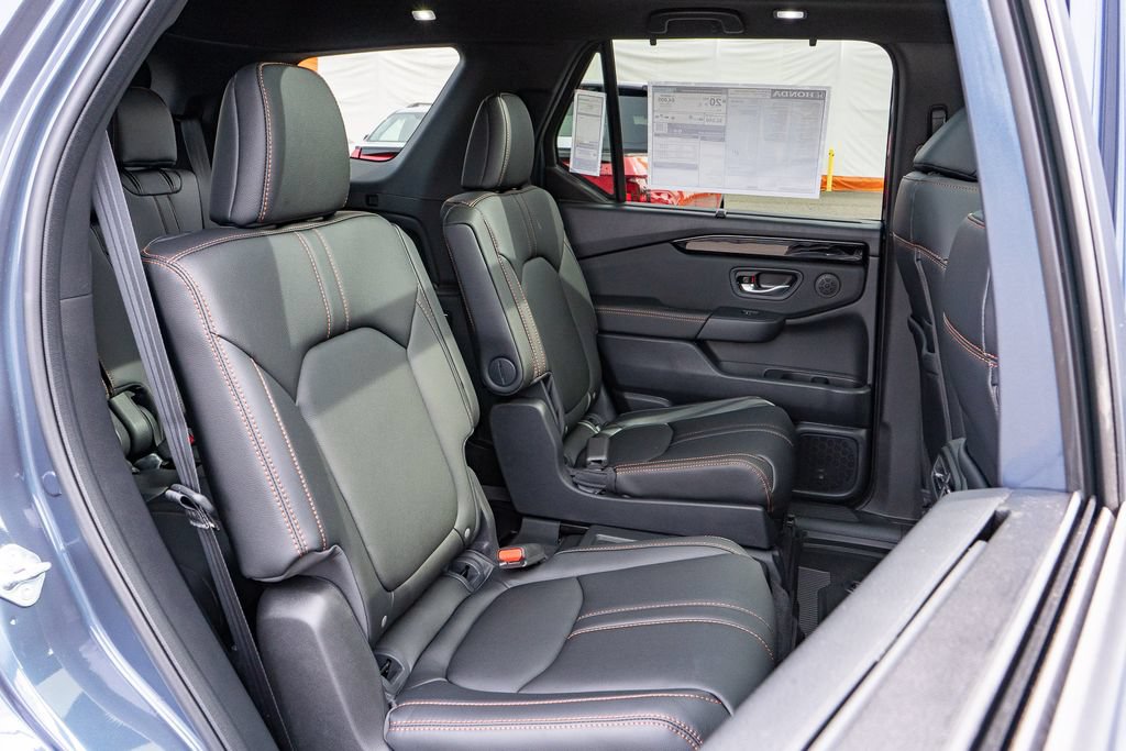 New 2026 Honda Pilot TrailSport image 16