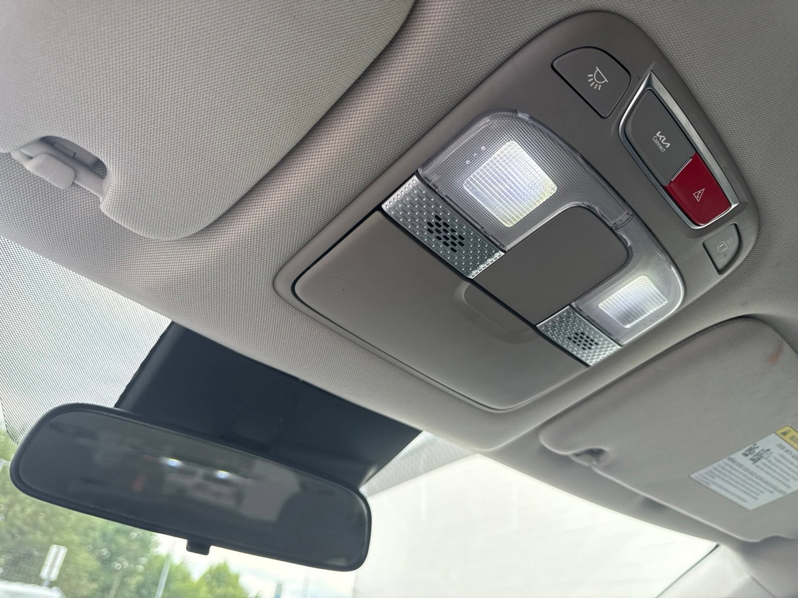 Used 2023 Kia Telluride S AWD/4WD image 33