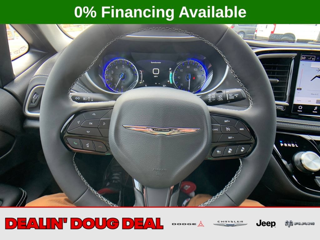 New 2026 Chrysler Pacifica Select w/ S Appearance Package AWD/4WD image 14