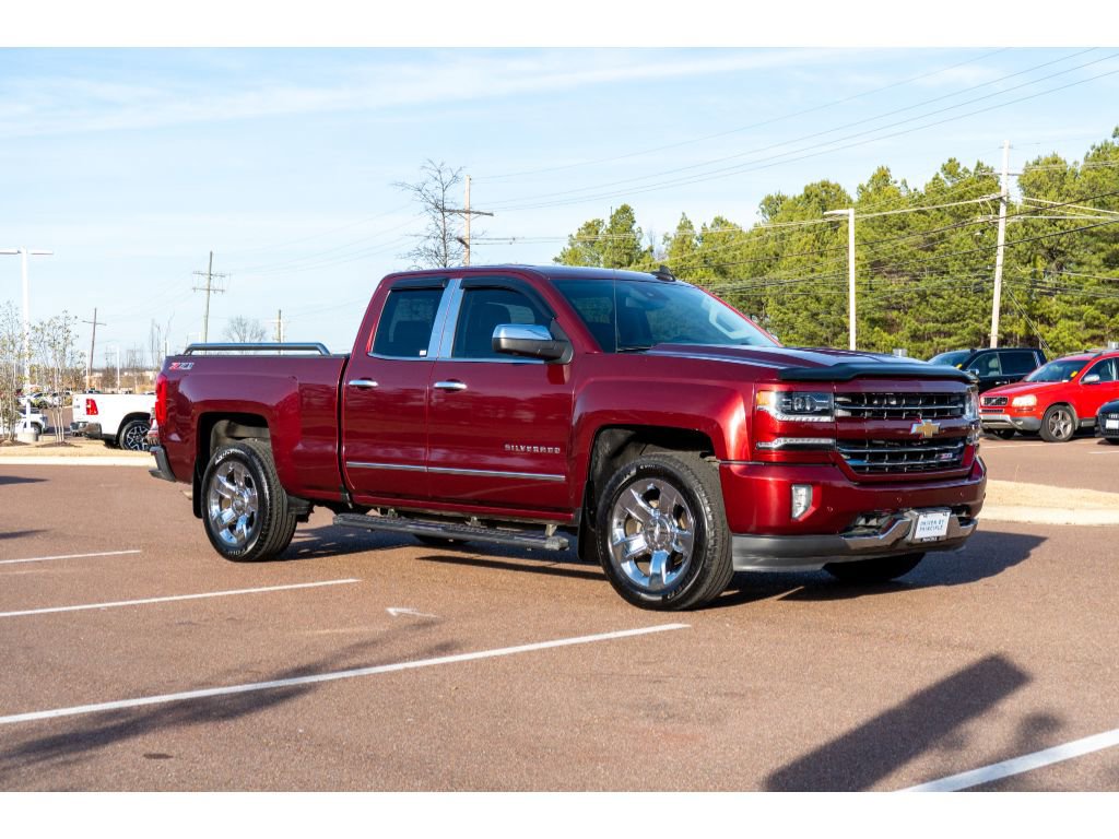 Used 2016 Chevrolet Silverado 1500 LTZ Z71 w/ LTZ Plus Package image 3