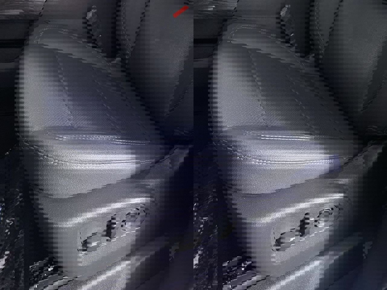 Certified 2024 Chevrolet Silverado 1500 LTZ w/ LTZ Premium Package image 9