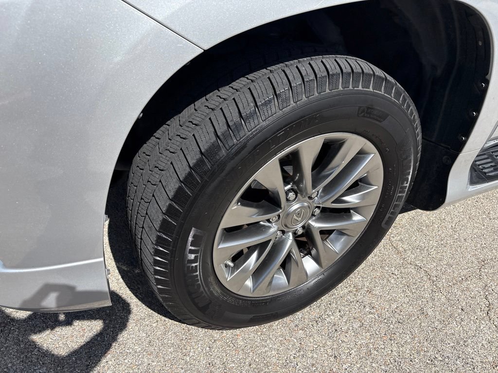 Used 2015 Lexus GX 460 Luxury AWD/4WD image 9