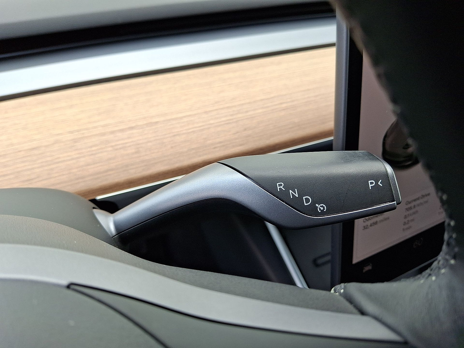 Used 2018 Tesla Model 3 Long Range RWD image 12