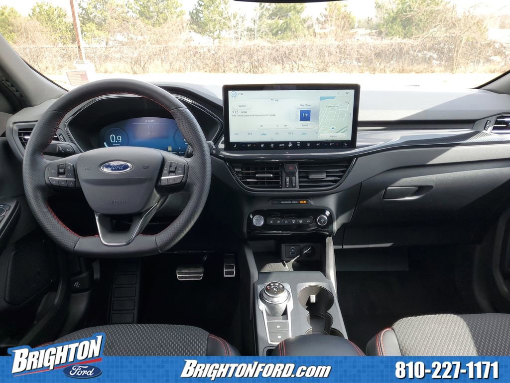 Used 2023 Ford Escape ST-Line Elite w/ Class II Trailer Tow Package image 14