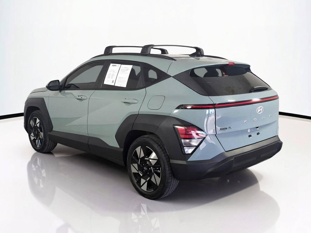 Used 2025 Hyundai Kona SEL FWD image 7