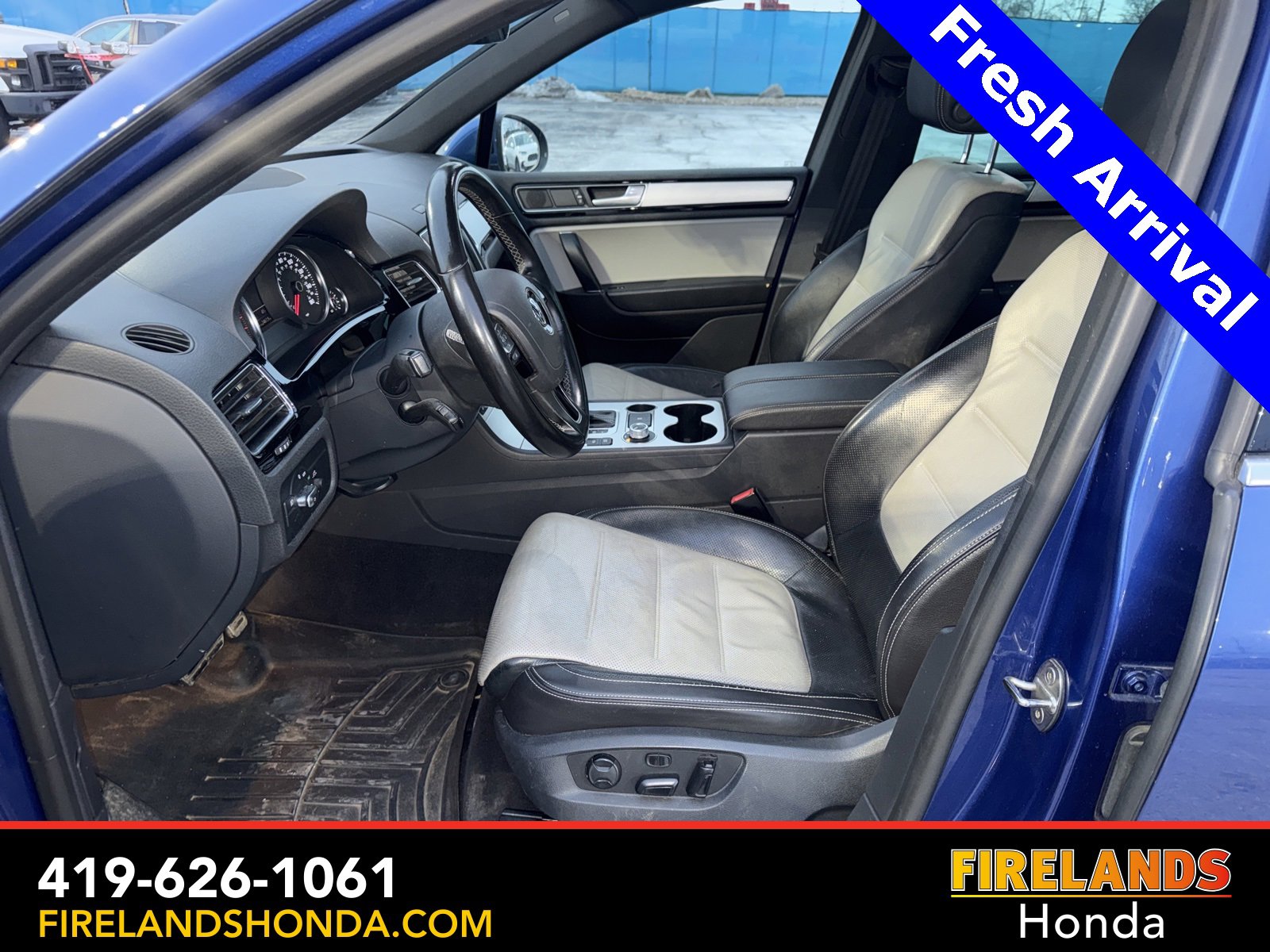 Used 2017 Volkswagen Touareg Wolfsburg Edition image 14