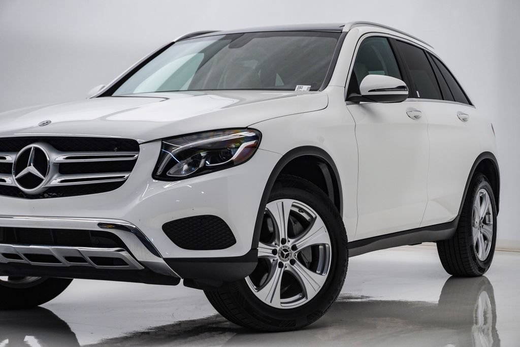 Used 2018 Mercedes-Benz GLC 300 4MATIC image 2