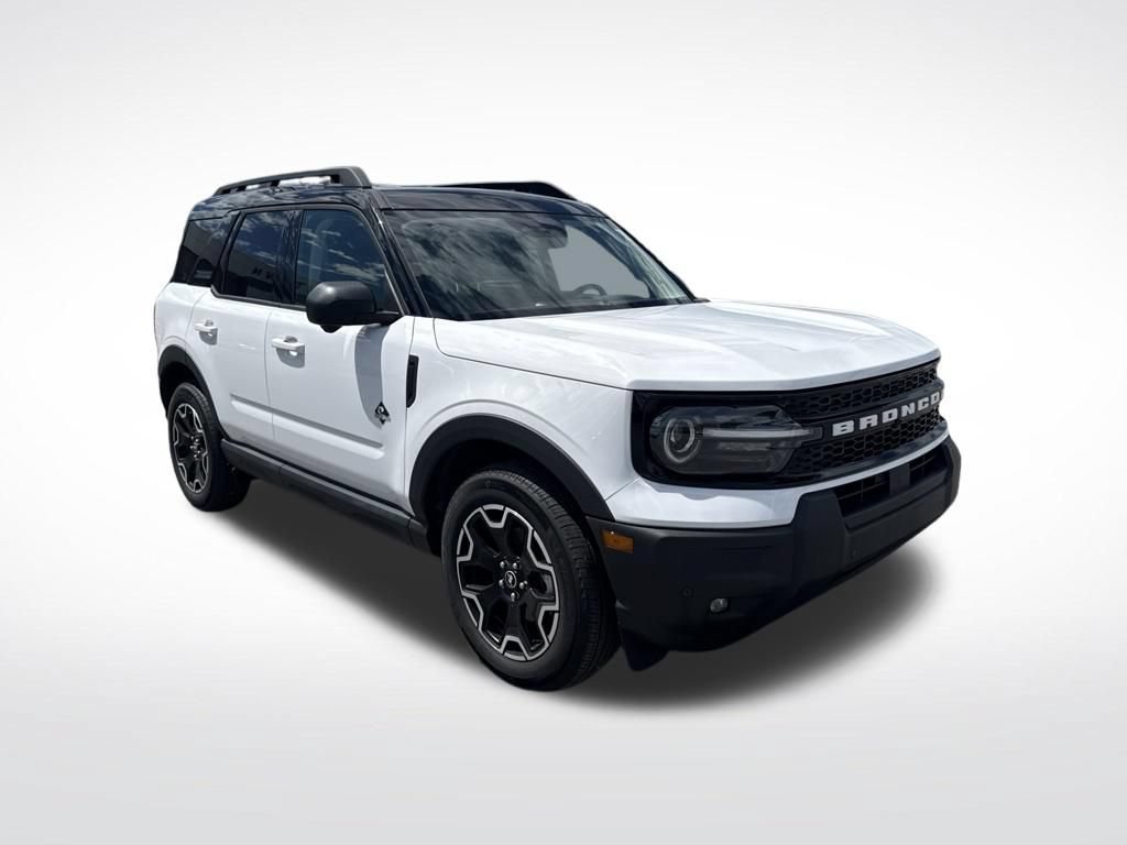 Used 2025 Ford Bronco Sport Outer Banks w/ Outer Banks Tech Package+ AWD/4WD image 2