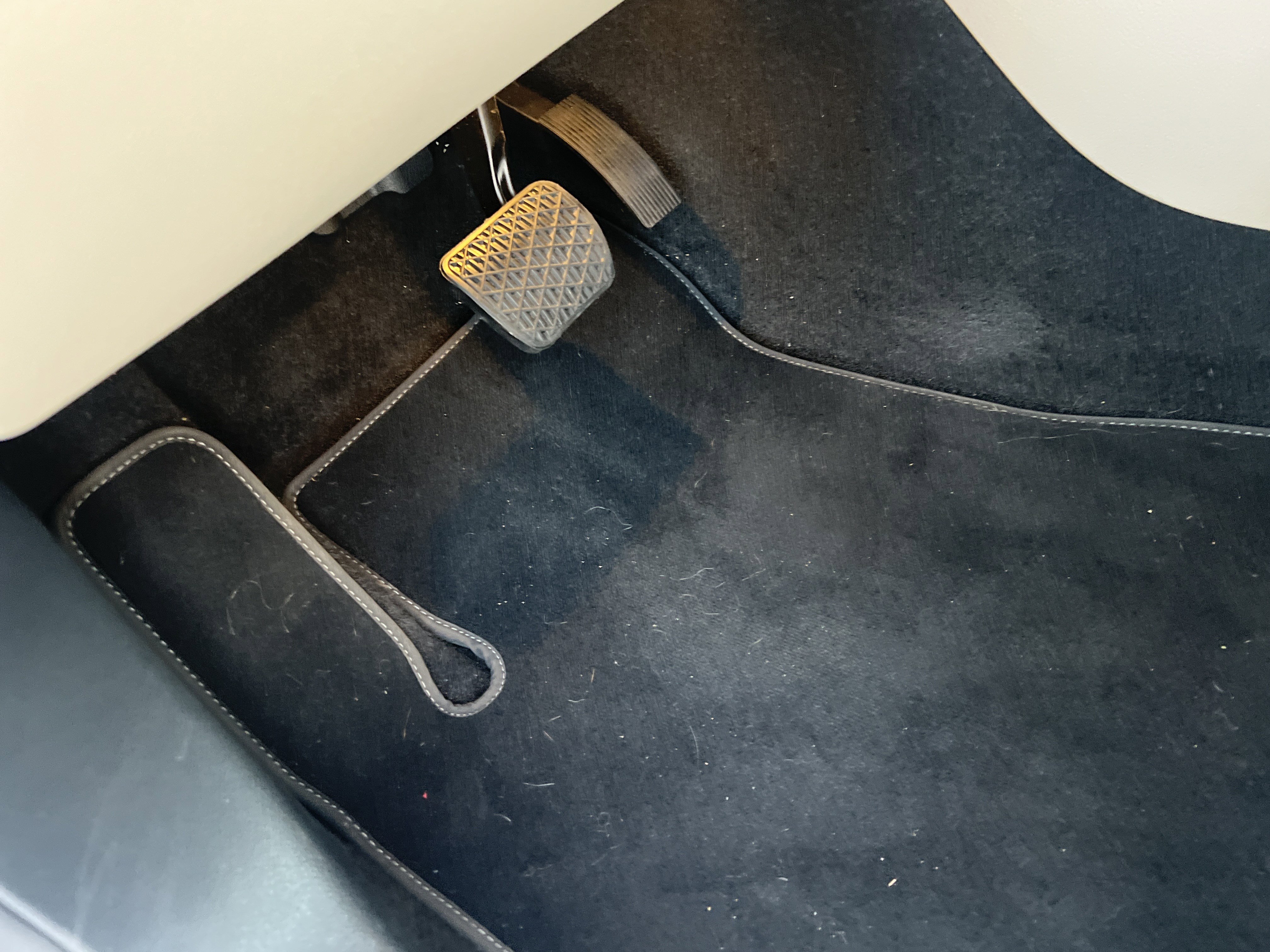 Certified 2025 Mercedes-Benz GLB 250 image 17