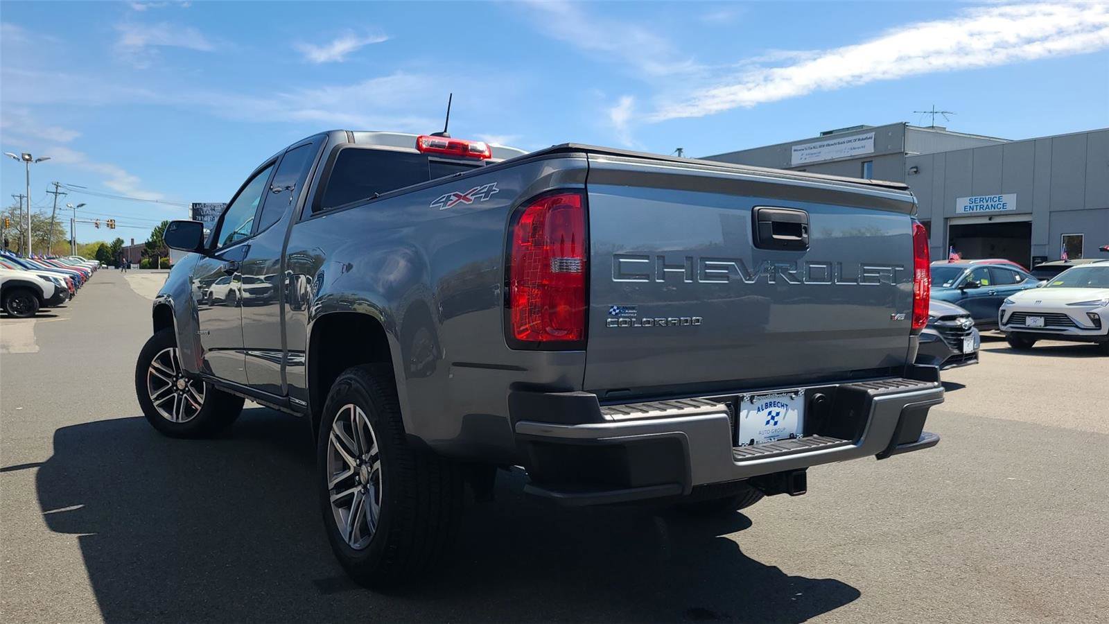 Used 2022 Chevrolet Colorado LT w/ LT Convenience Package AWD/4WD image 6