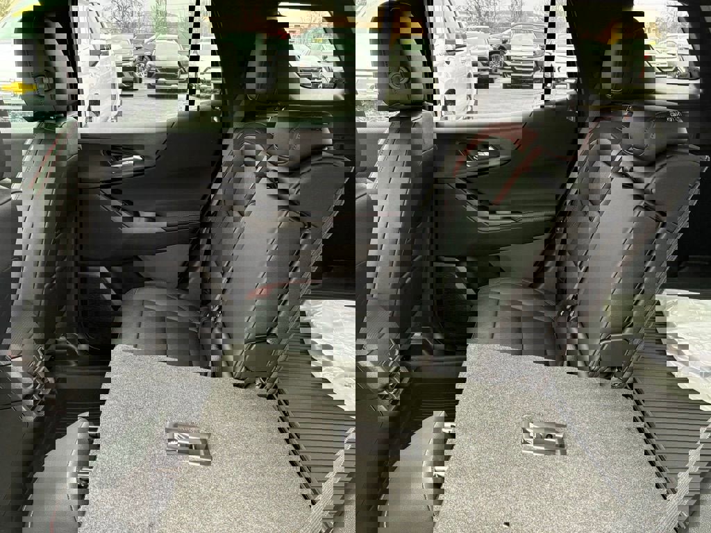 New 2026 Chevrolet Equinox RS w/ Convenience Package III image 38