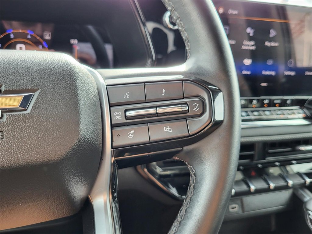 Used 2023 Chevrolet Colorado LT w/ LT Convenience Package III image 22